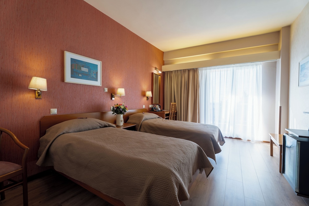 Twin Room, Balcony, Sea View - Photo 1