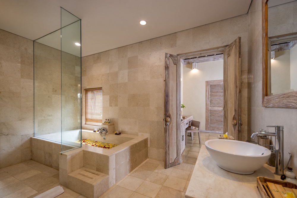 Family Villa, Private Pool - Photo 3