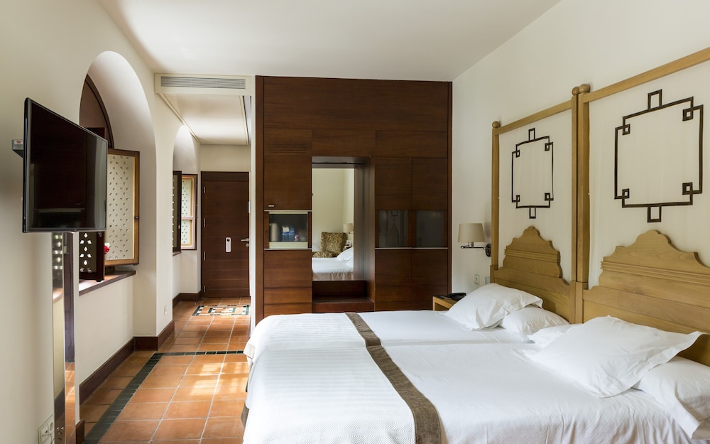 Superior Twin Room - Photo 2