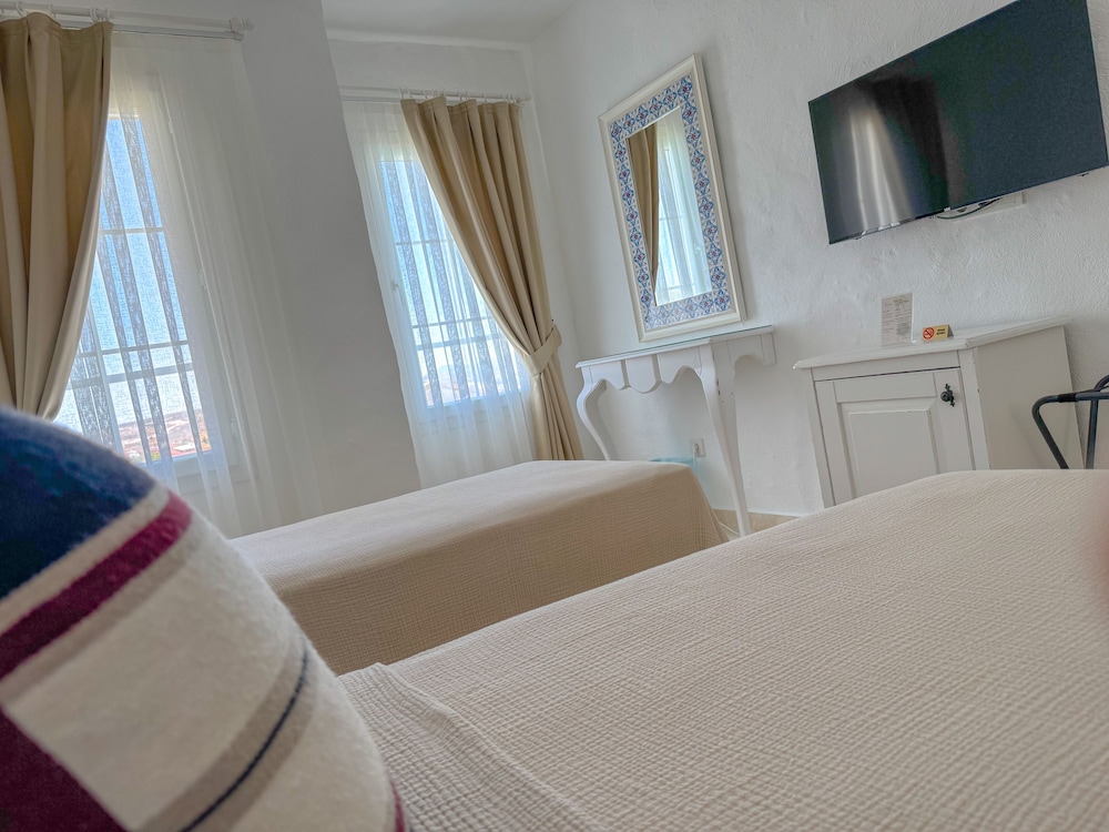 Standard Twin Room photo 2