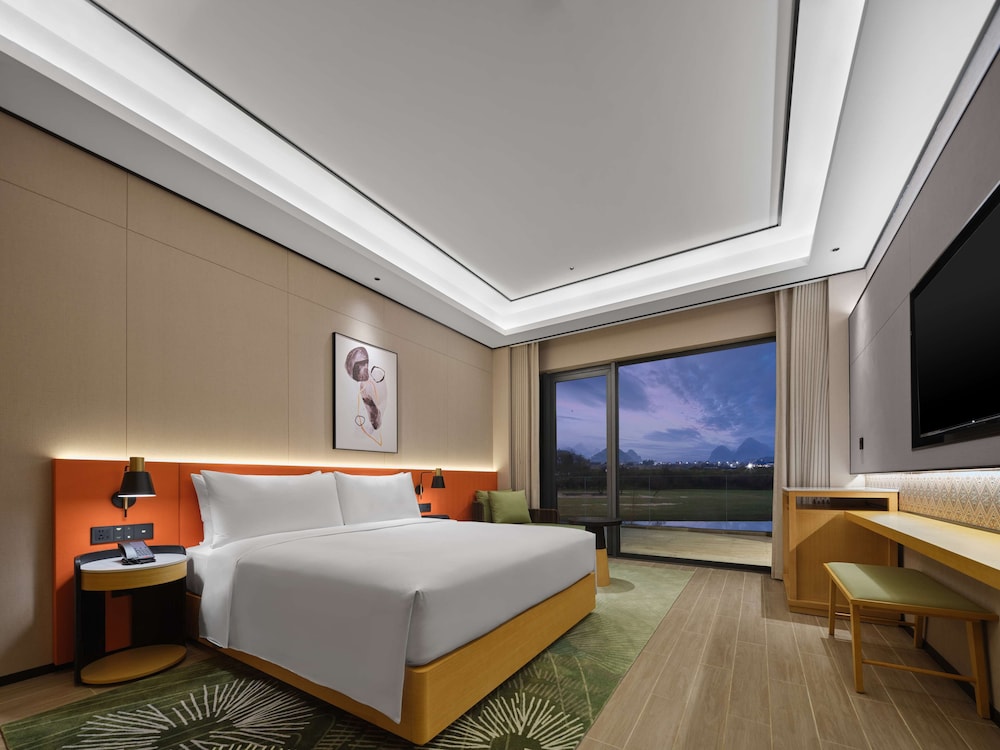 Deluxe Suite, 1 King Bed