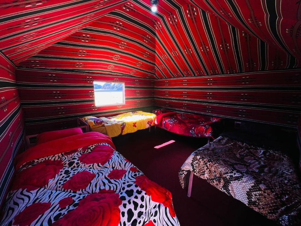 Traditional Quadruple Room, Mountain View