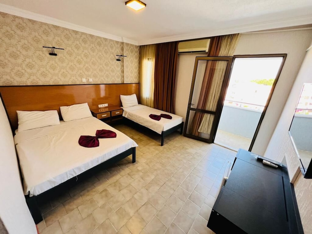 Standard Triple Room photo 1