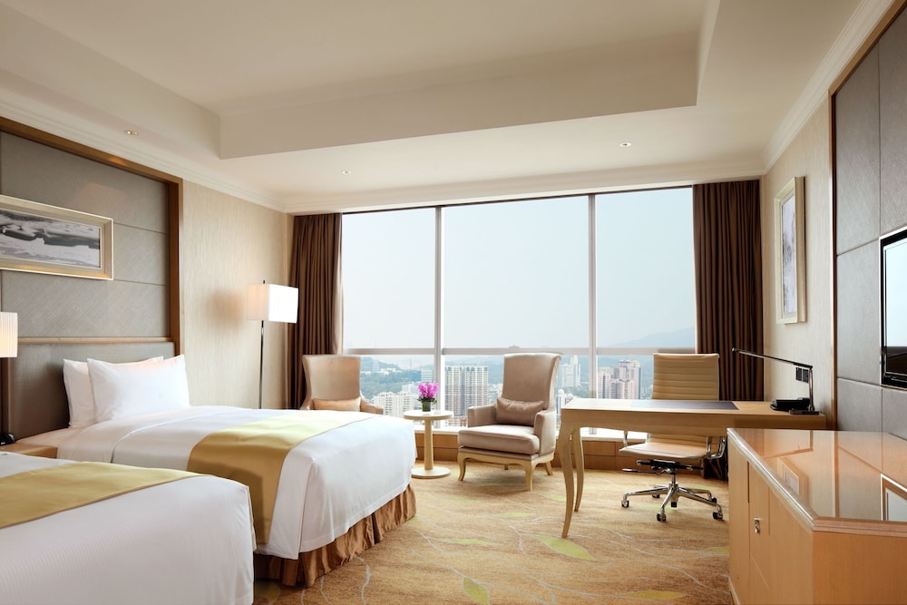 Executive Room, 2 Twin Beds, Club Lounge Access thumbnail 6