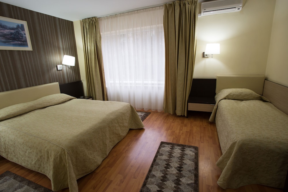 Standard Twin Room Without Balcony photo 2