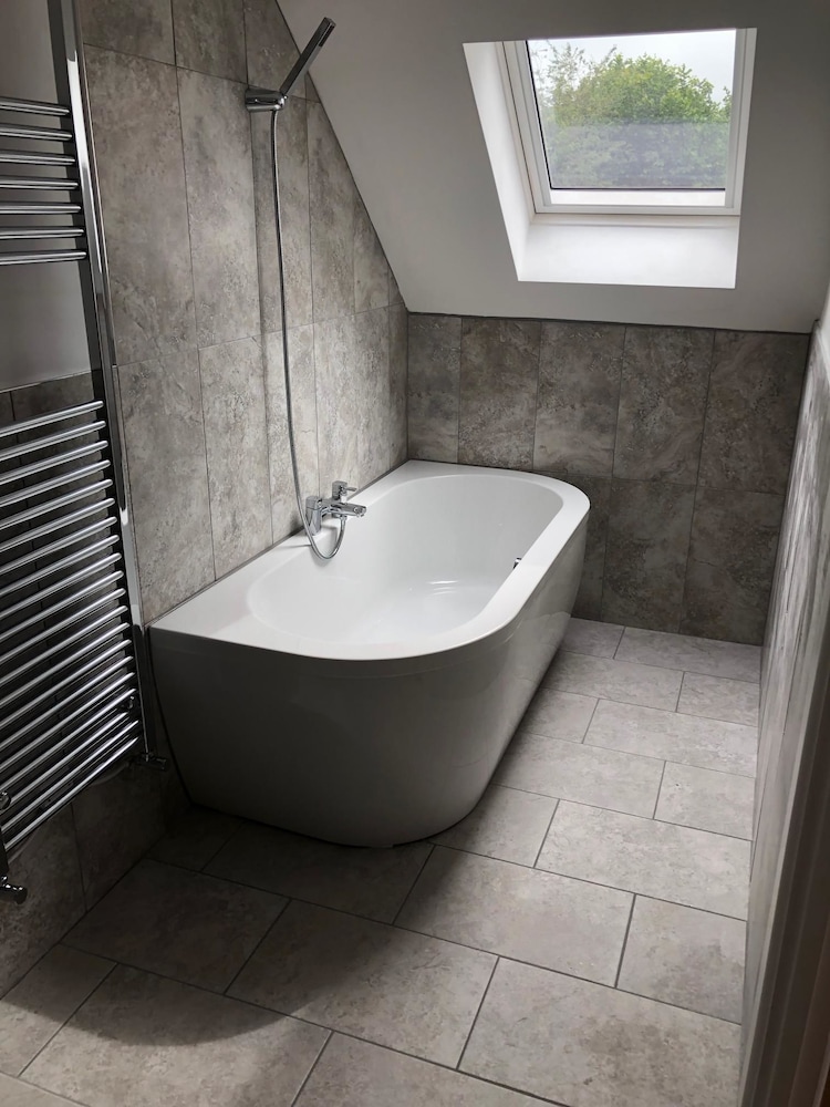 Apartment, Accessible, Ensuite (Double Storey Two bedroom) - Photo 12