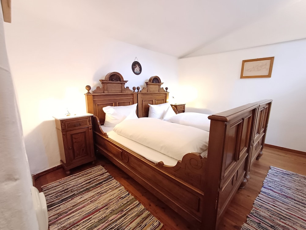 Comfort Suite, Garden View