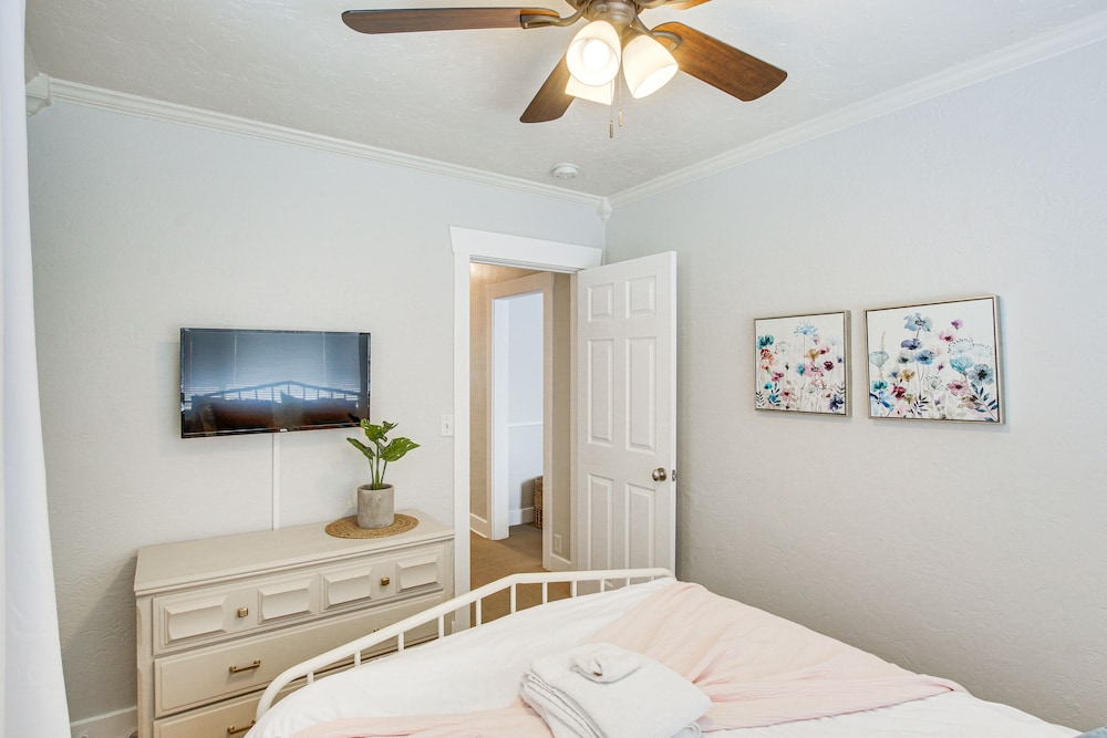 House (2 Bedrooms) photo 3