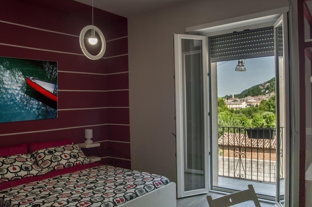 Double Room, Balcony (Rossa)