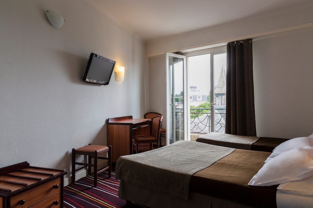 Triple Room, 1 queen bed and 1 single bed - Photo 6
