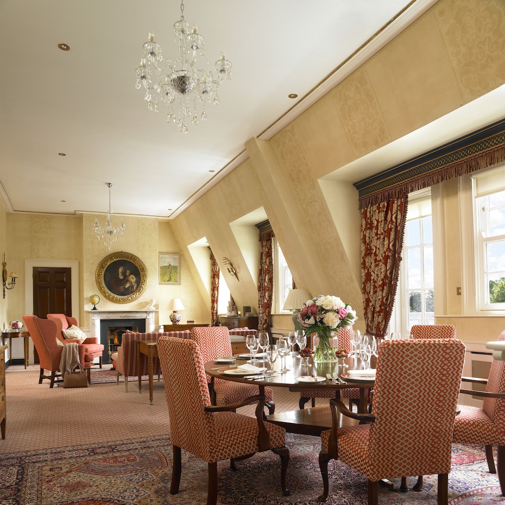 Suite (Imperial) photo 2