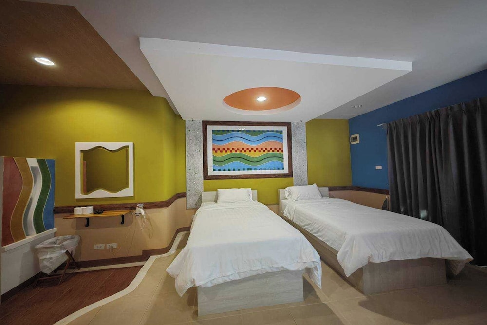 Deluxe Twin Room, Non Smoking, Garden View - Photo 3
