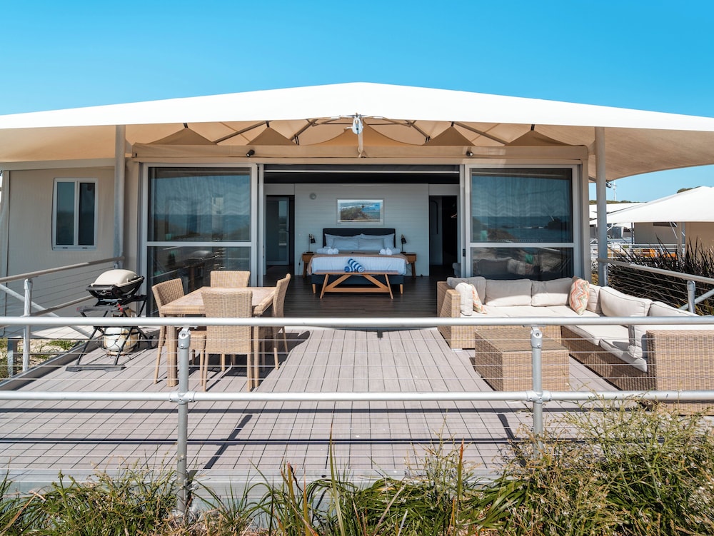 Deluxe Oceanside Tent (Adults Only) - Photo 1