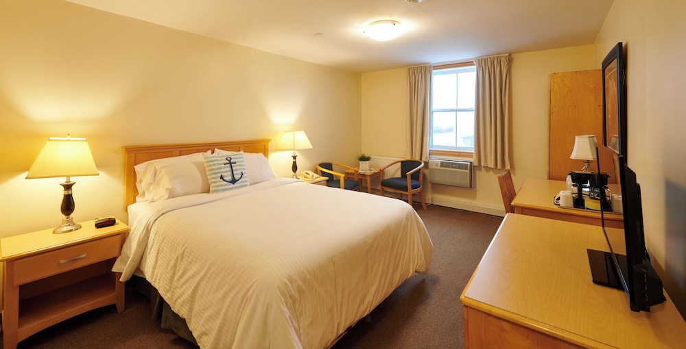 Premier Room, 1 Queen Bed, Harbor View