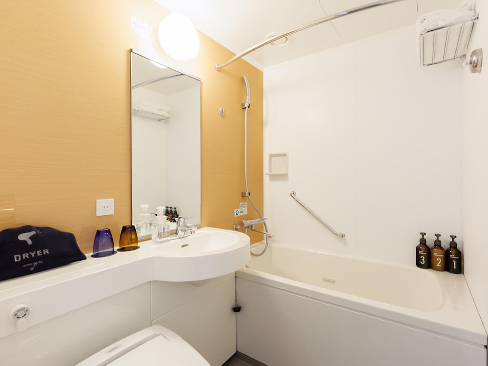 Standard Single Room, Smoking - Photo 5