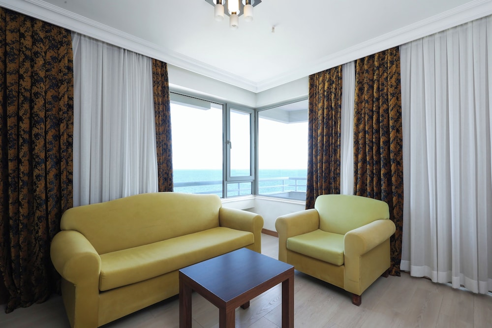 Standard Double Room, Balcony, Sea View thumbnail 6