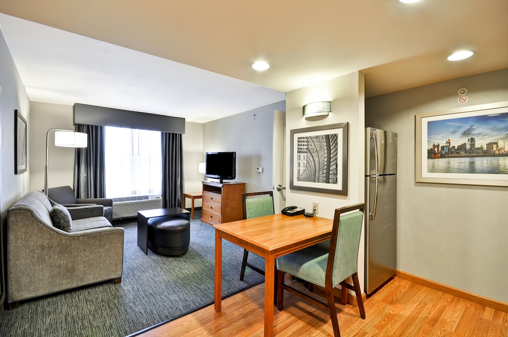 Suite, 1 King Bed photo 1