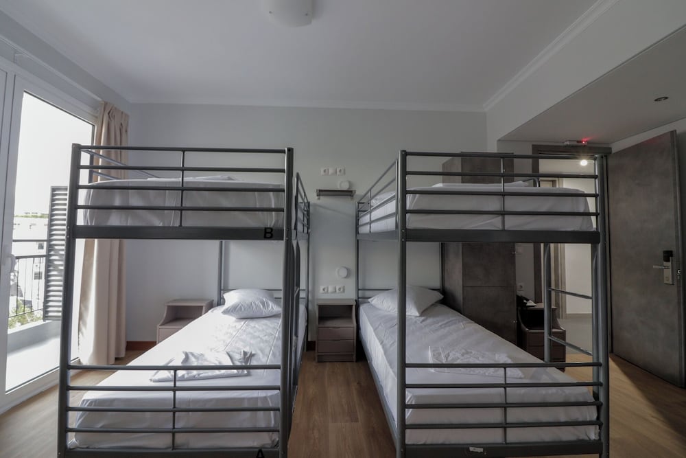 Classic Quadruple Room, Balcony photo 1
