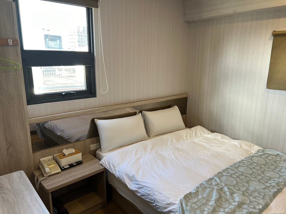 Economy Double Room, City View