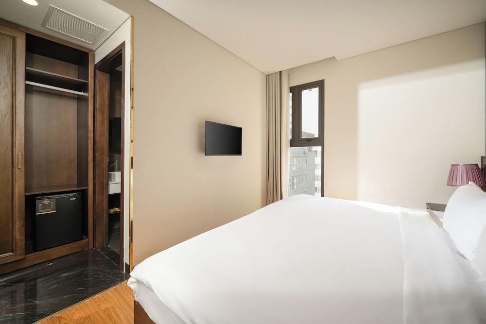 Executive Two-Bedroom Balcony Sea View - Afternoon Tea Included - Photo 4