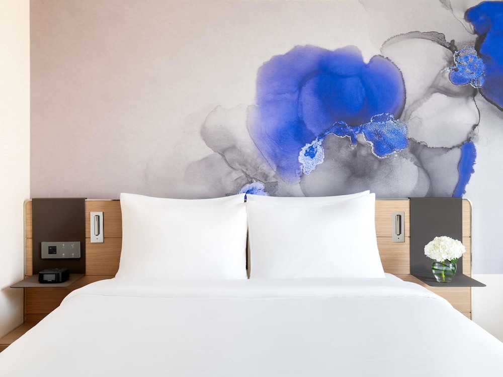 Superior Room, 1 King Bed