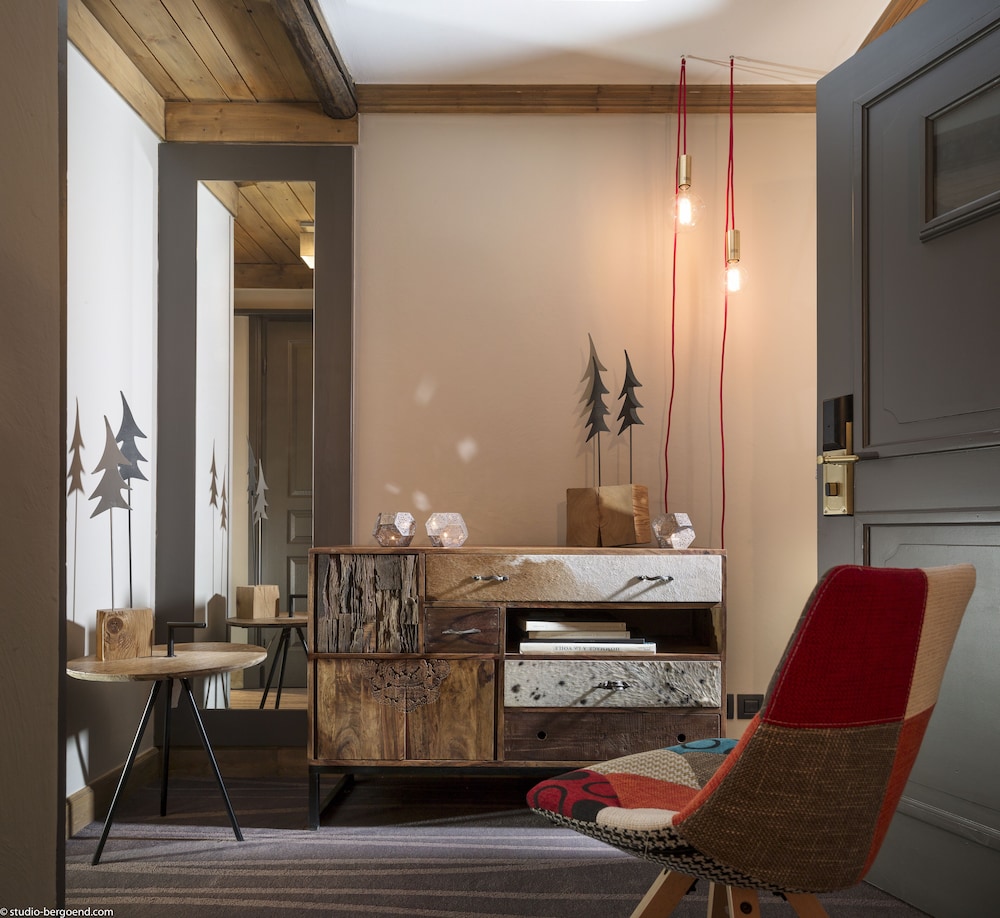 Premium Room