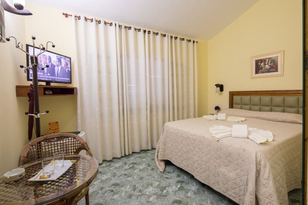 Honeymoon Double Room