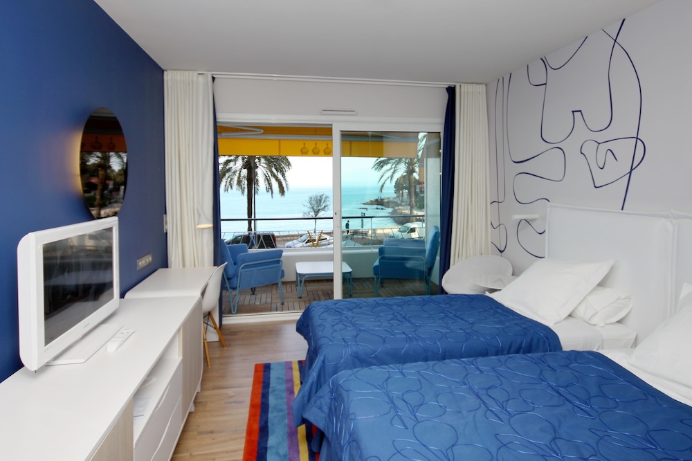 Deluxe Room, 2 Twin Beds, Balcony, Sea View - Photo 1