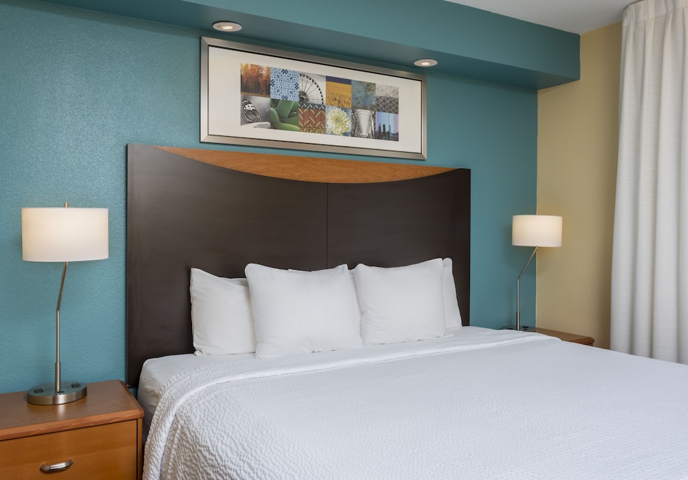 Room, 2 Queen Beds (Hearing Accessible) - Photo 3