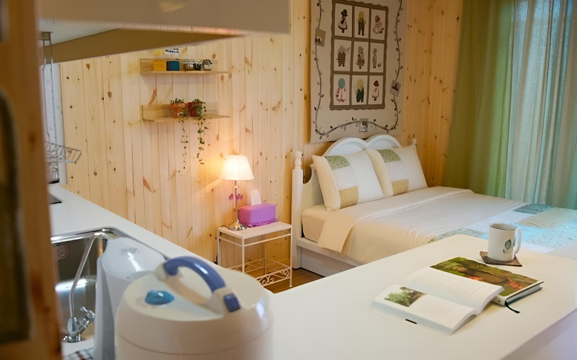 Room (Spearmint) - Photo 9