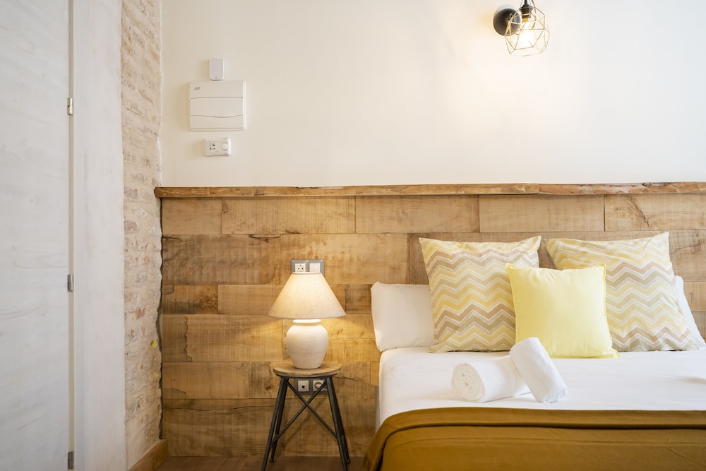Classic Room - Photo 5