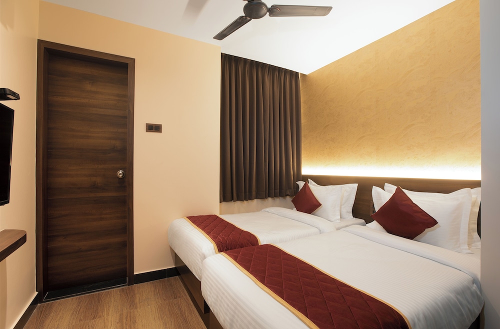 Executive Twin Room - Photo 1
