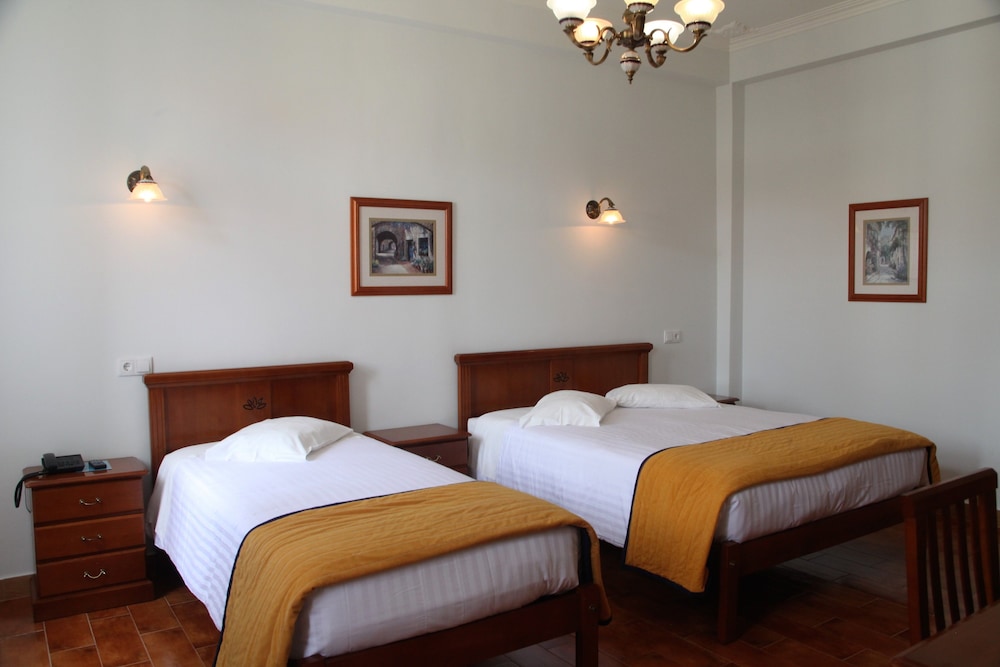 Triple Room photo 2