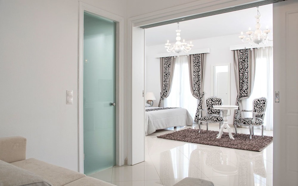Executive Suite, Private Pool photo 3