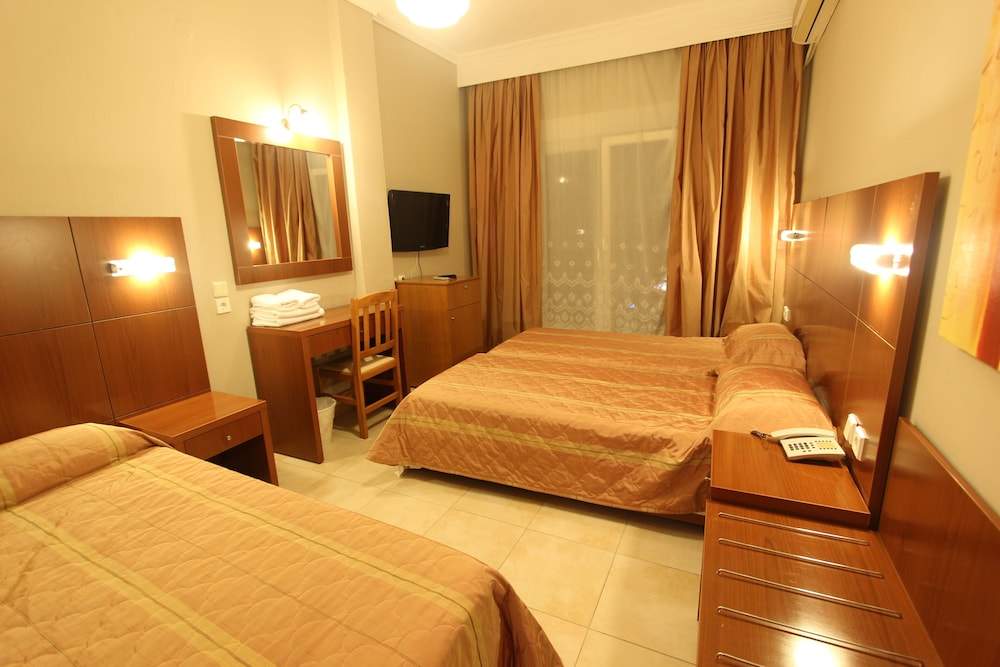 Standard Triple Room photo 1