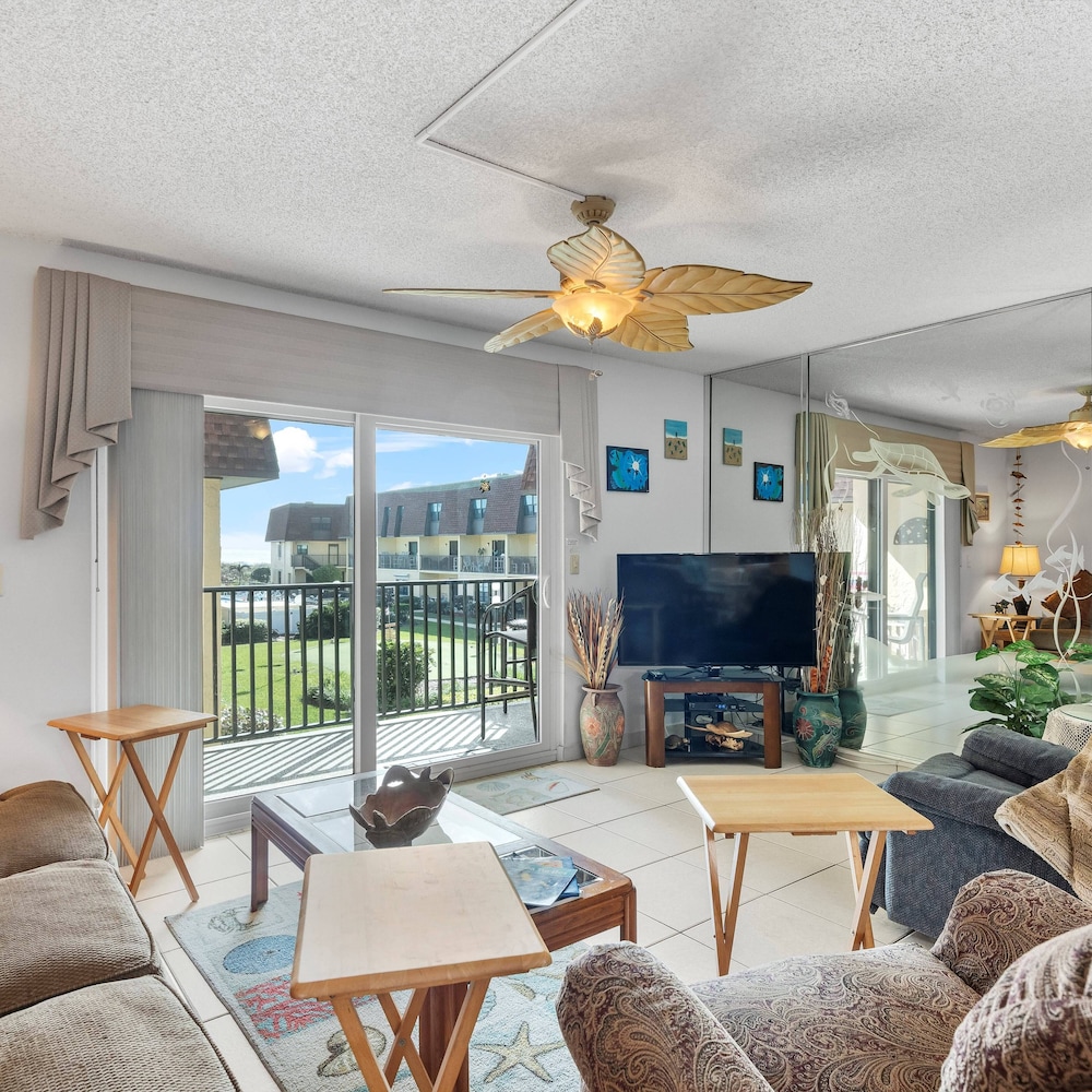 Condo, Multiple Beds, Balcony, Pool View (Sea Turtle Cove at Cocoa Beach) photo 1