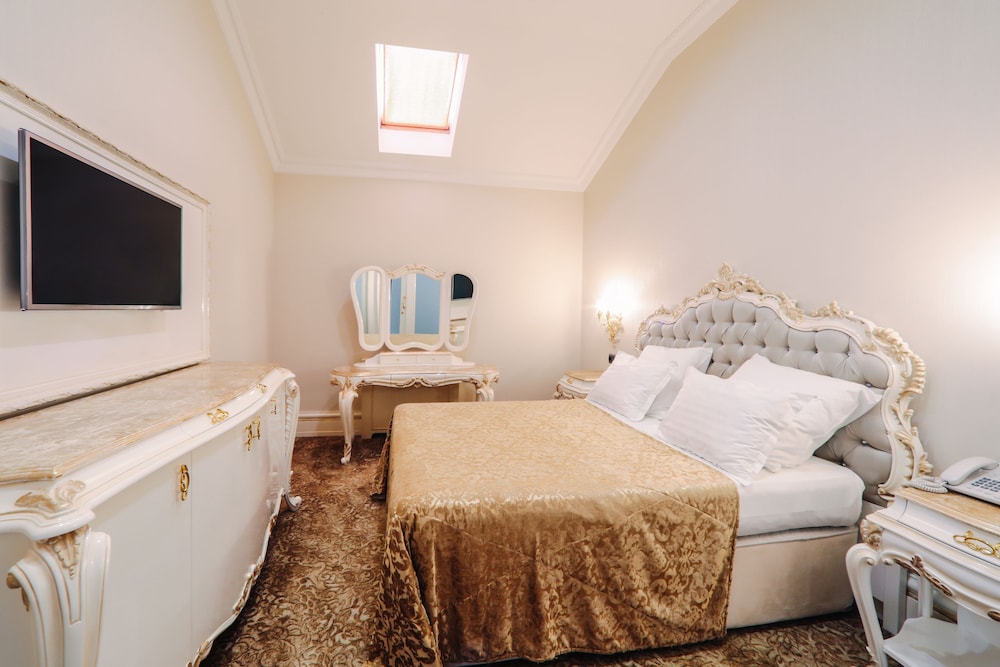 Superior Suite
