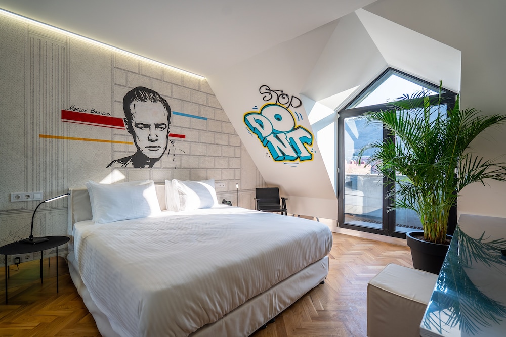 Superior Double Room - Photo 16