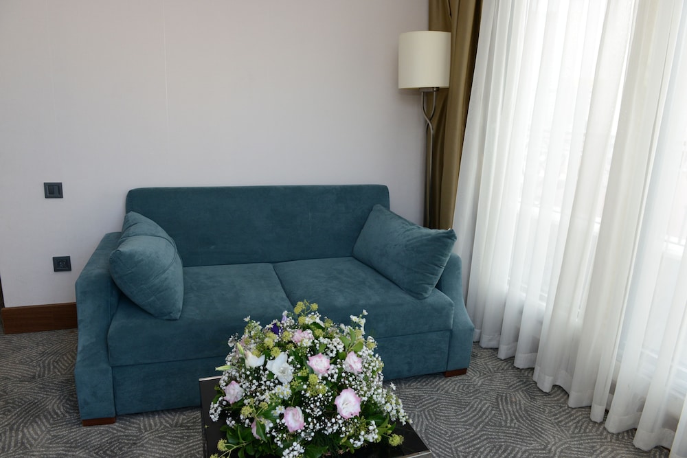 Suite, City View photo 2
