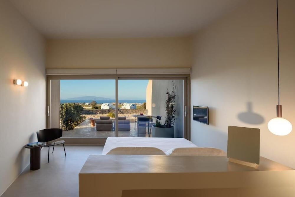 Opal Suite with Plunge Pool and Sea View