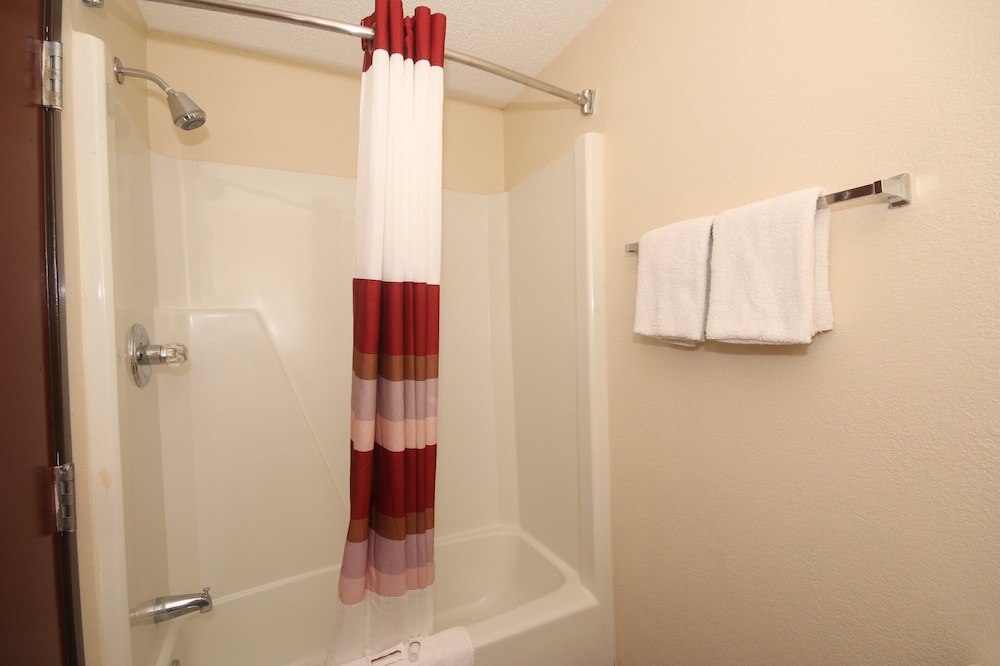 Suite, 2 Queen Beds, Non Smoking - Photo 2