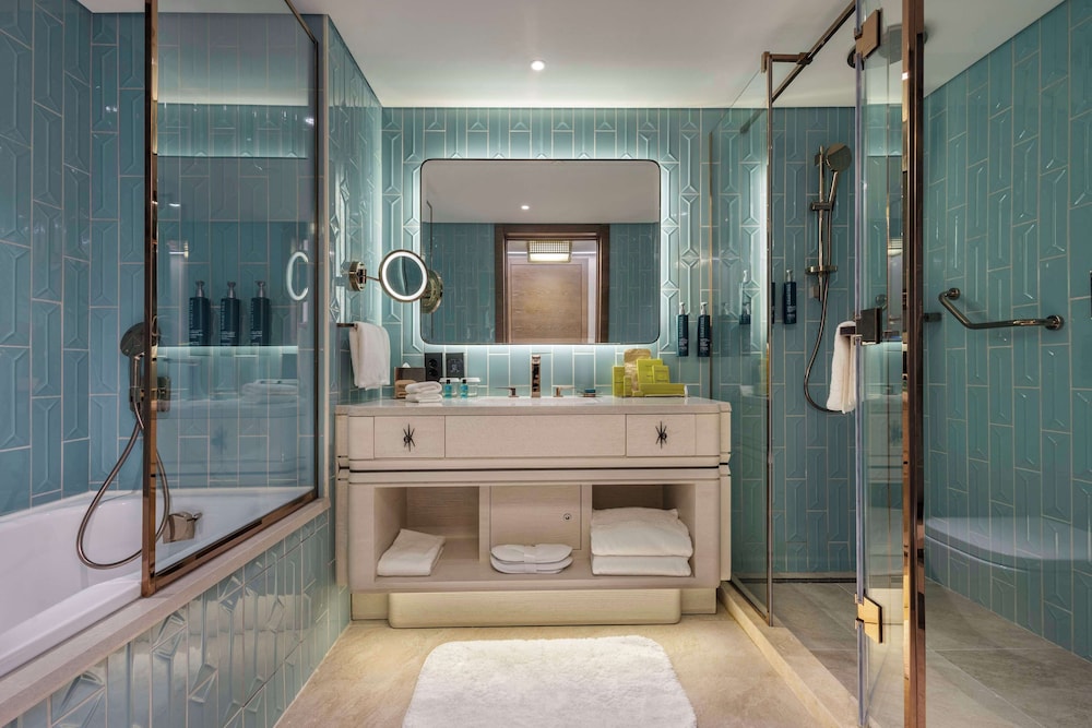 Family Suite, 2 Bedrooms, Kitchen (Executive) thumbnail 6