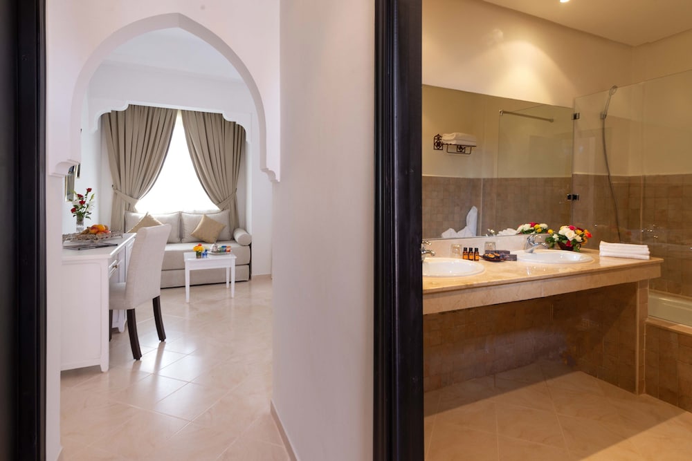 Junior Suite - Photo 8