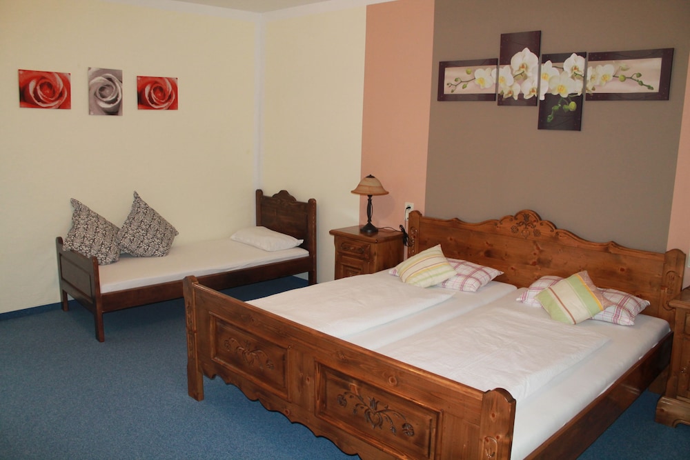 Classic Quadruple Room photo 1