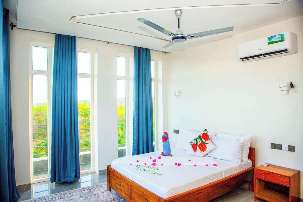Deluxe Double Room, Balcony, Pool View