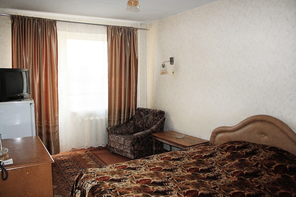 Economy Double Or Twin Room photo 2