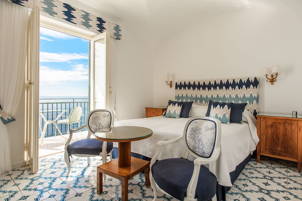 Room, Sea View (Front Upper Floor) - Photo 2