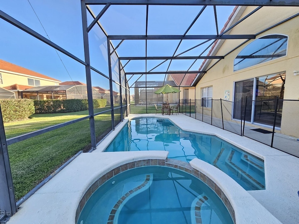 House, 4 Bedrooms