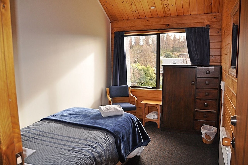 Single Room, Shared Bathroom photo 1