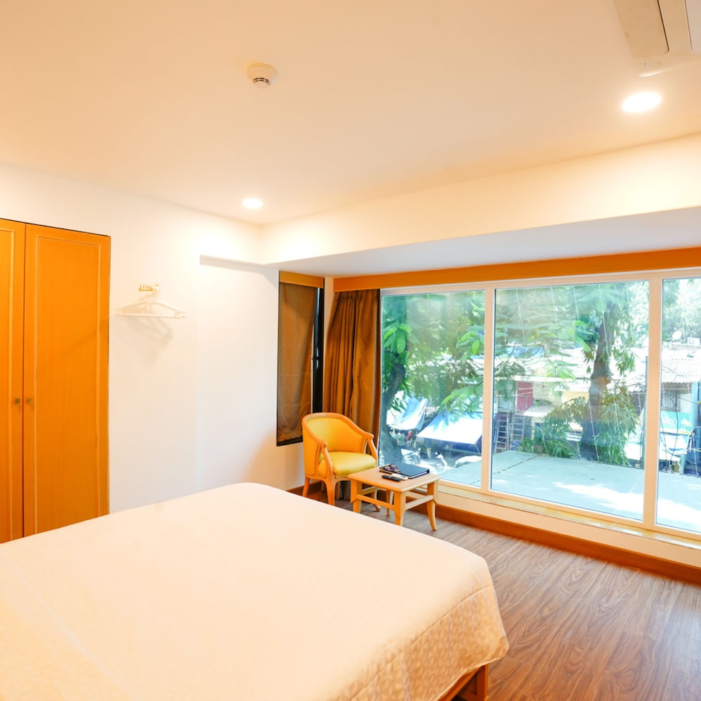 Deluxe Double Room photo 3